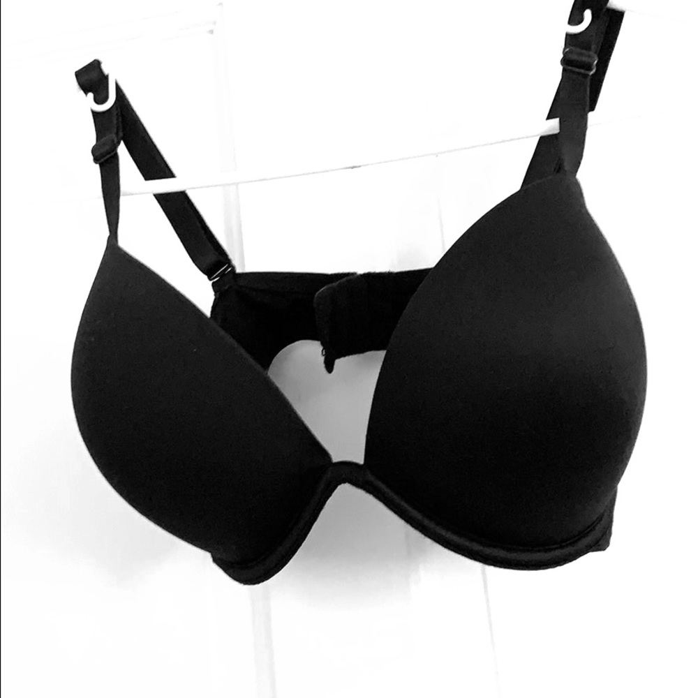 💗 Victoria’s Secret PINK Black Super Push Up Bra